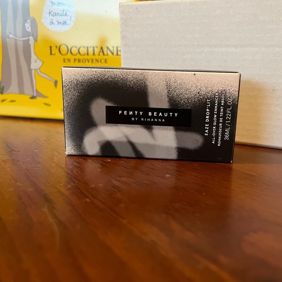 Fenty Beauty Eaze Drop'lit All-Over Glow Enhancer 04 New - Picture 2 of 6